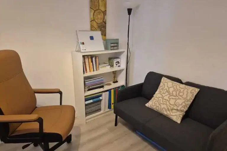 Consulta psicología tratamiento ansiedad Madrid terapia EMDR